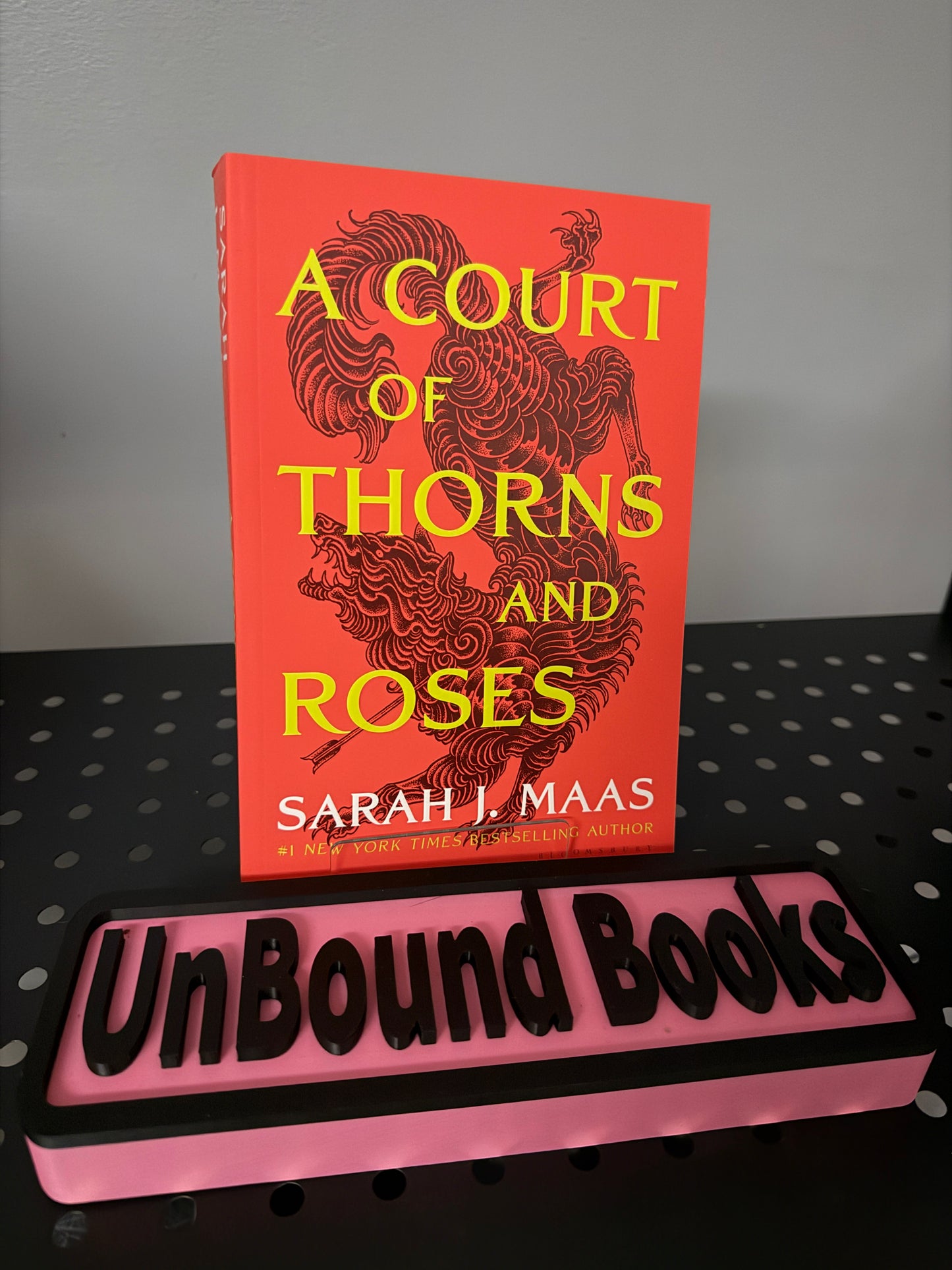Court of Thorns and Roses
